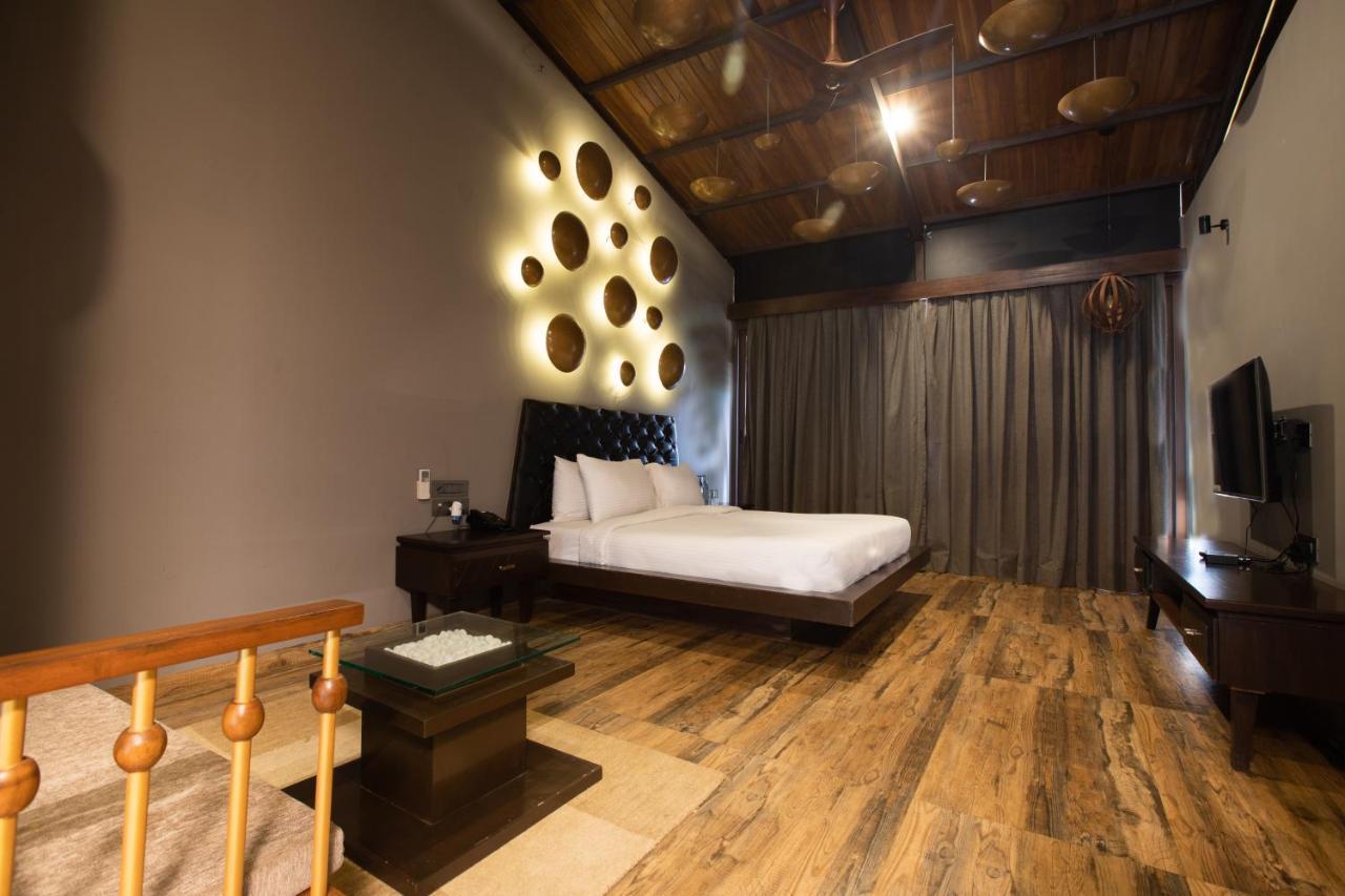 Encore A Boutique Resort Mulshi ภายนอก รูปภาพ