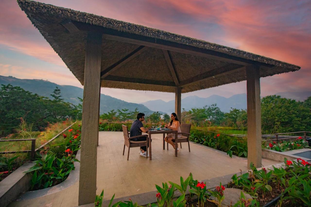 Encore A Boutique Resort Mulshi ภายนอก รูปภาพ