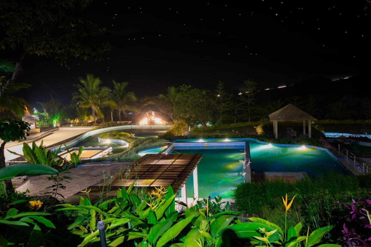 Encore A Boutique Resort Mulshi ภายนอก รูปภาพ